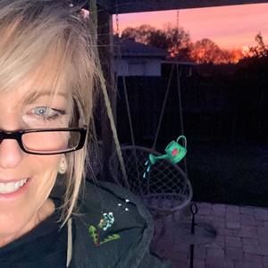 Meet your Posher, Christine